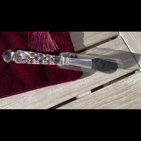NWOT. Crystal cut handle makeup brush - Picture 2 of 2